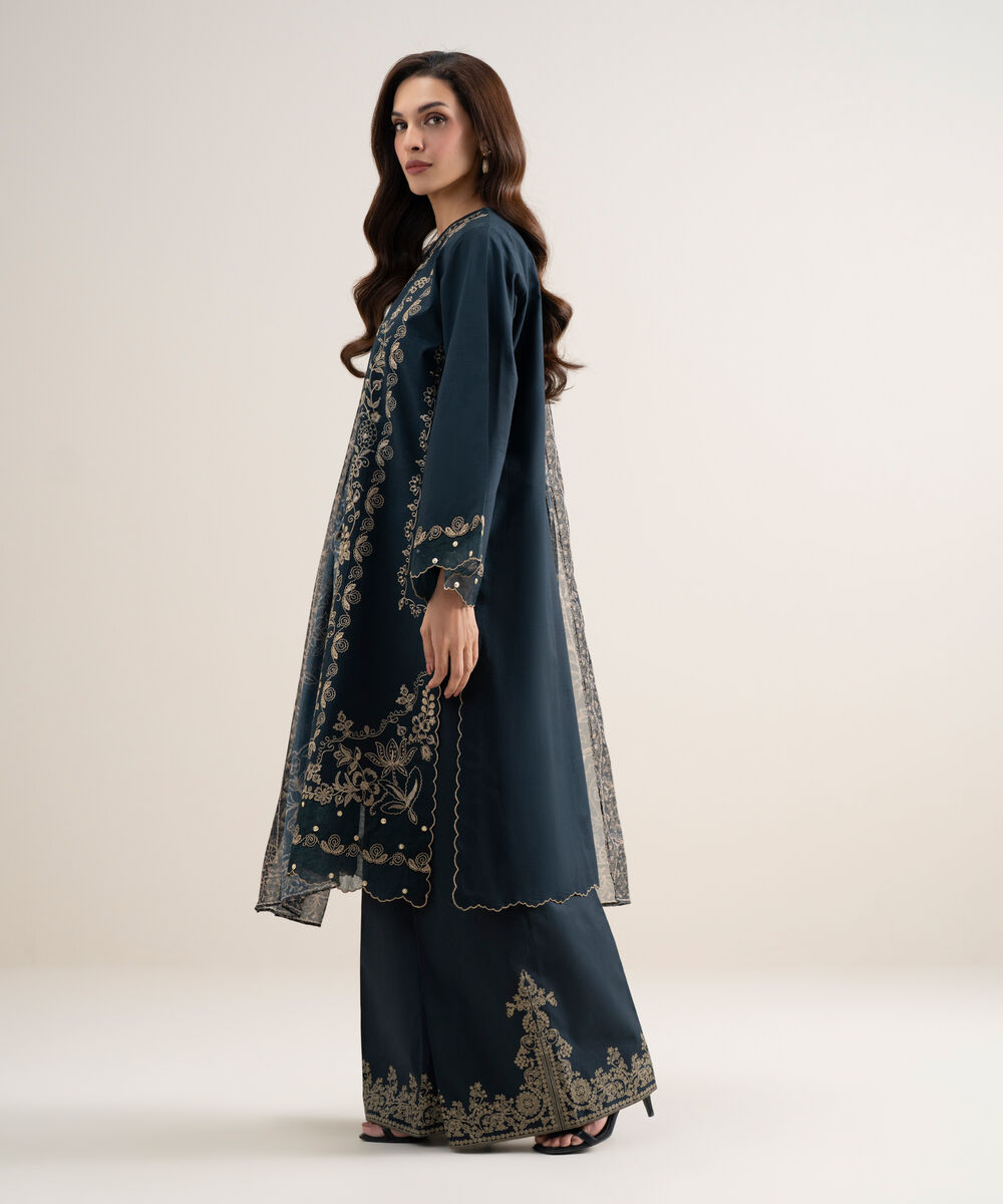 Women's Unstitched Slub Lawn Embroidered Black 3 Piece Suit