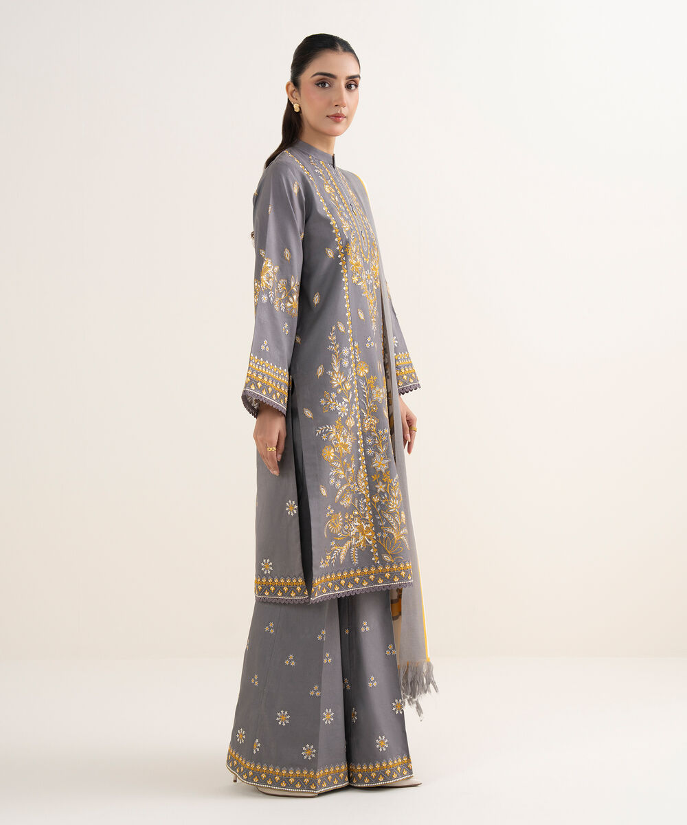 Women's Unstitched Embroidered Zari Khaddar Dark Grey 3 Piece Suit