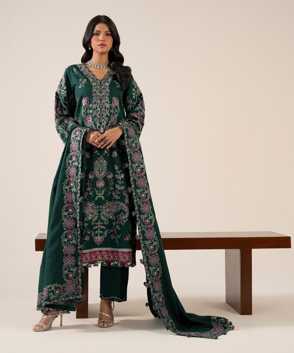Womens Unstitched Basic Khaddar Embroidered Green 3 Piece Suit