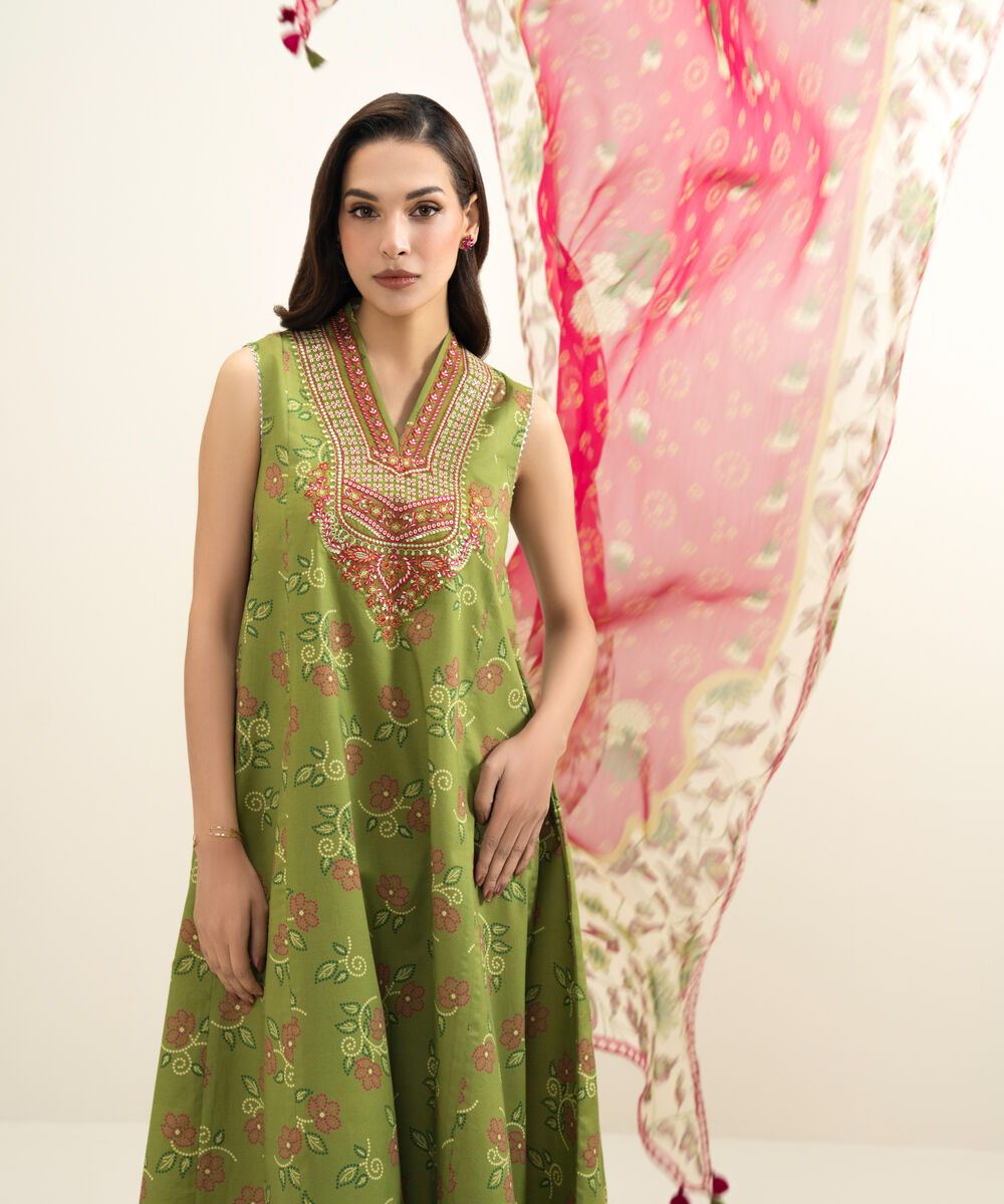Women's Unstitched Lawn Embroidered Green 3 Piece Suit