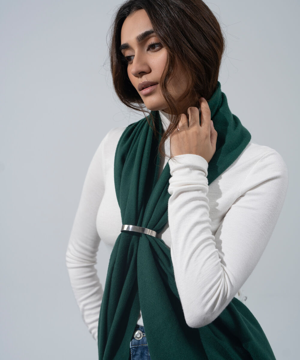 Women's Western Wear Forest Green Polyester Solid Woolen Scarf