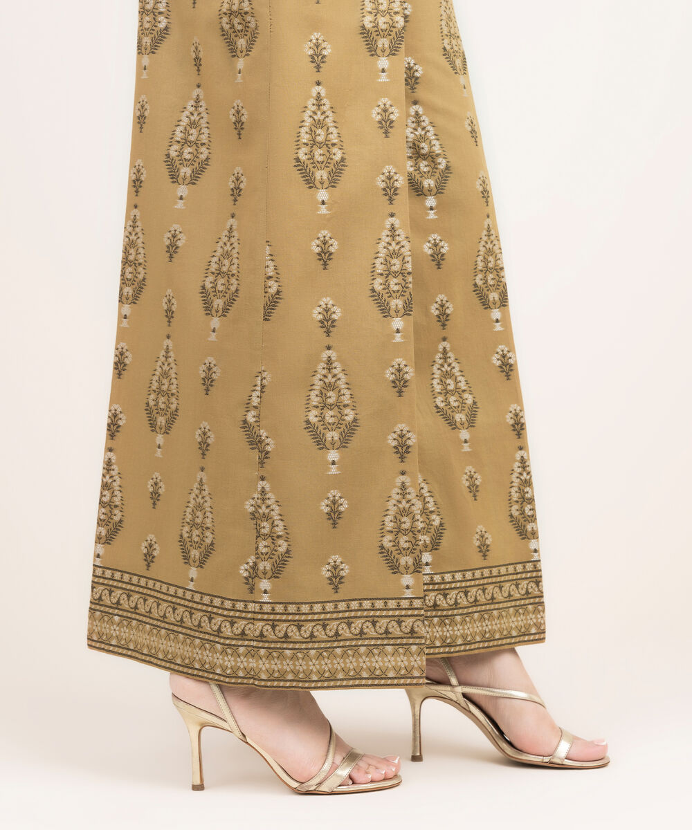 Women's RTW Extra Weft Jacquard Solid Brown Flared Pants