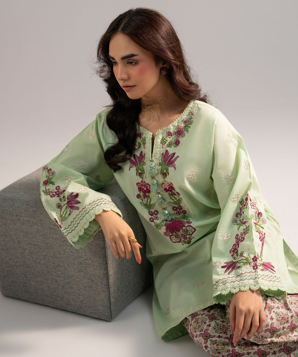 Women's RTW Cross Hatch Embroidered Green 2 Piece Suit