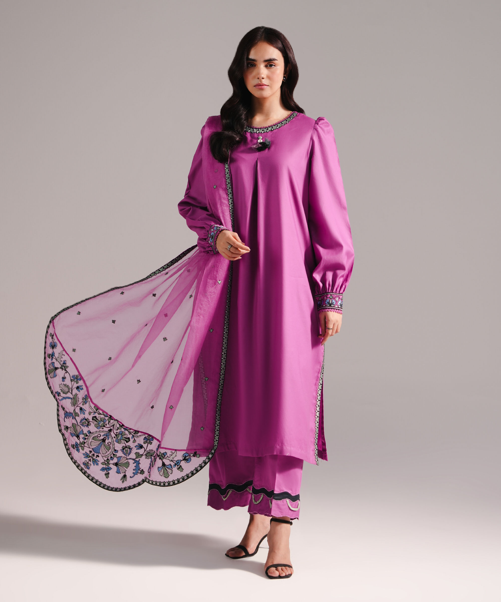 Organza Dupatta P26CHMV6197D