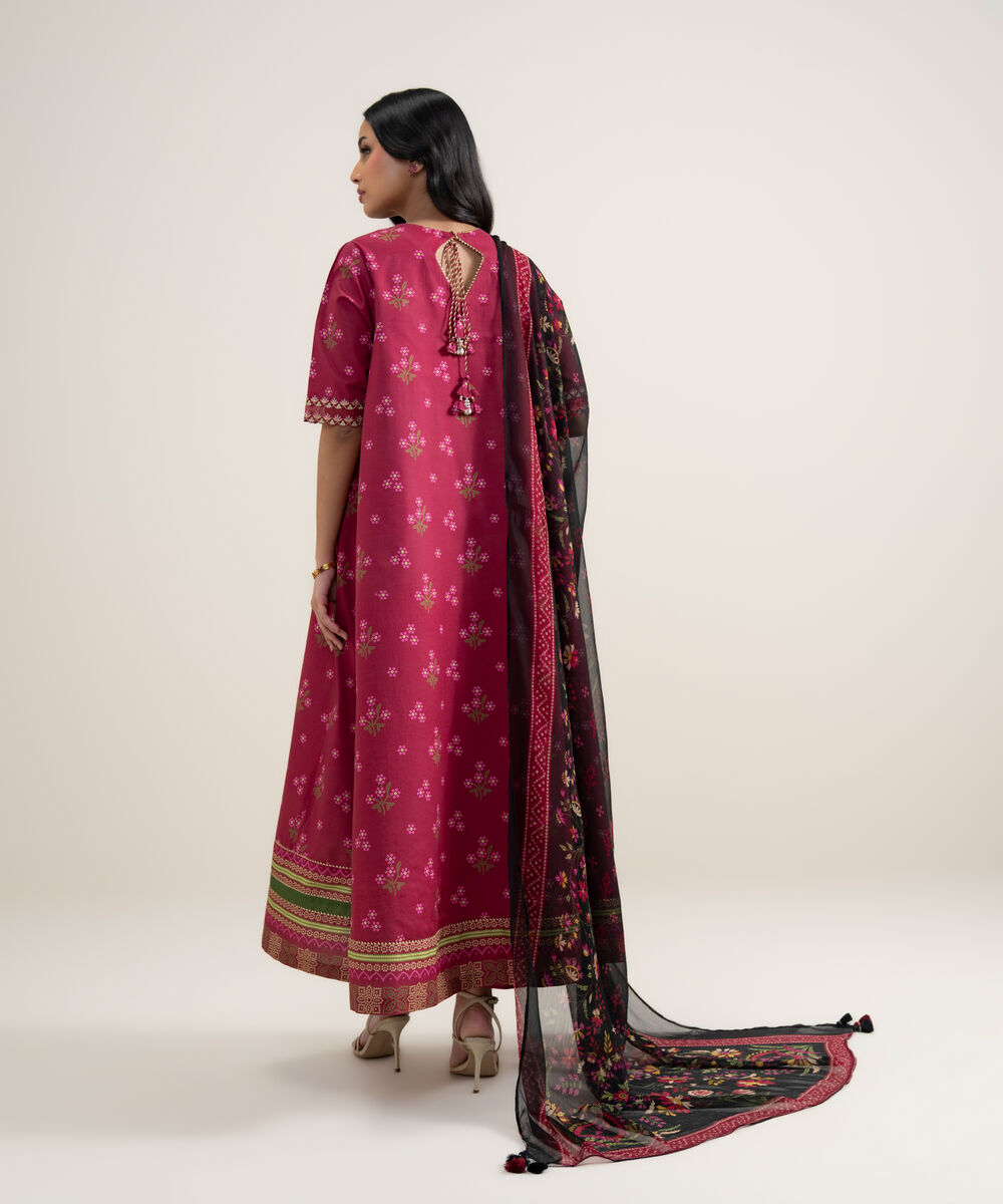 Women's Unstitched Lawn Embroidered Magenta 3 Piece Suit