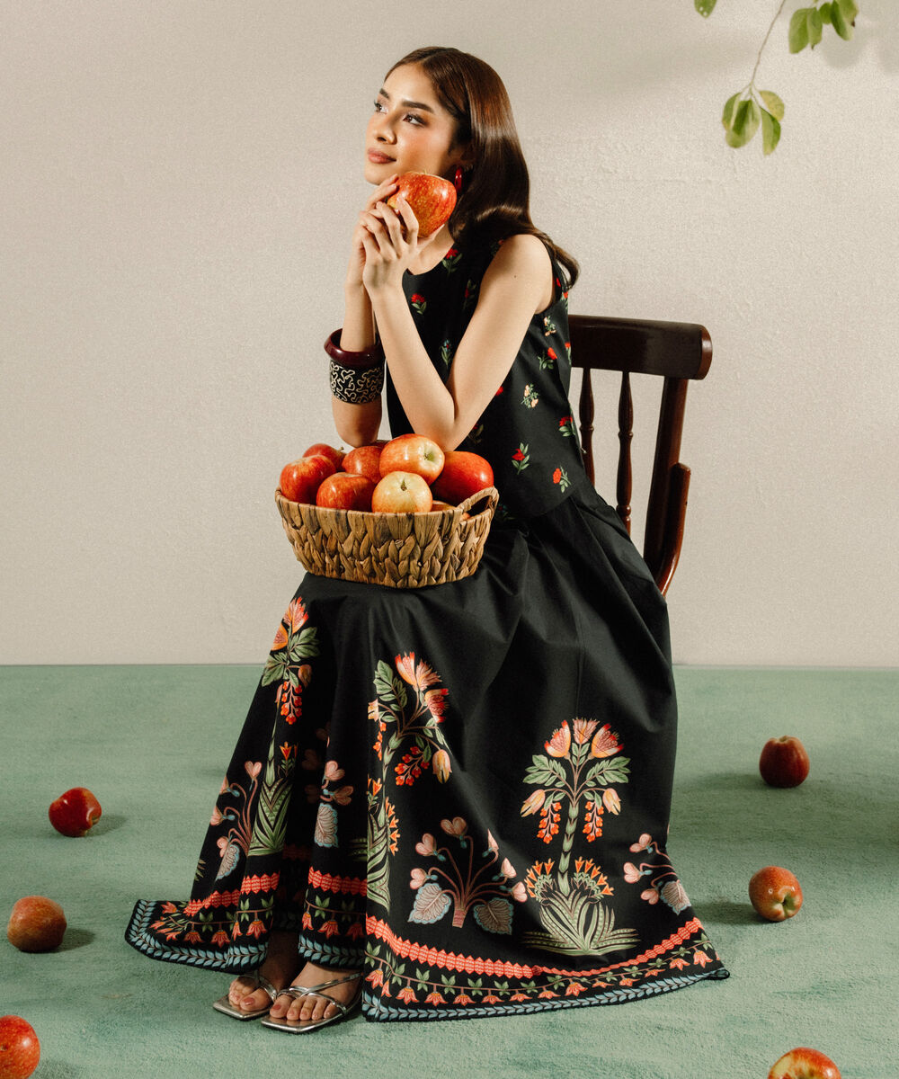 Women's RTW Poplin Printed Black Skirt