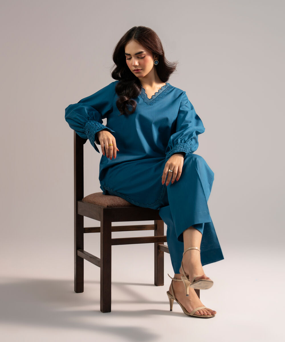 Women's RTW Cross Hatch Solid Teal Straight Shirt
