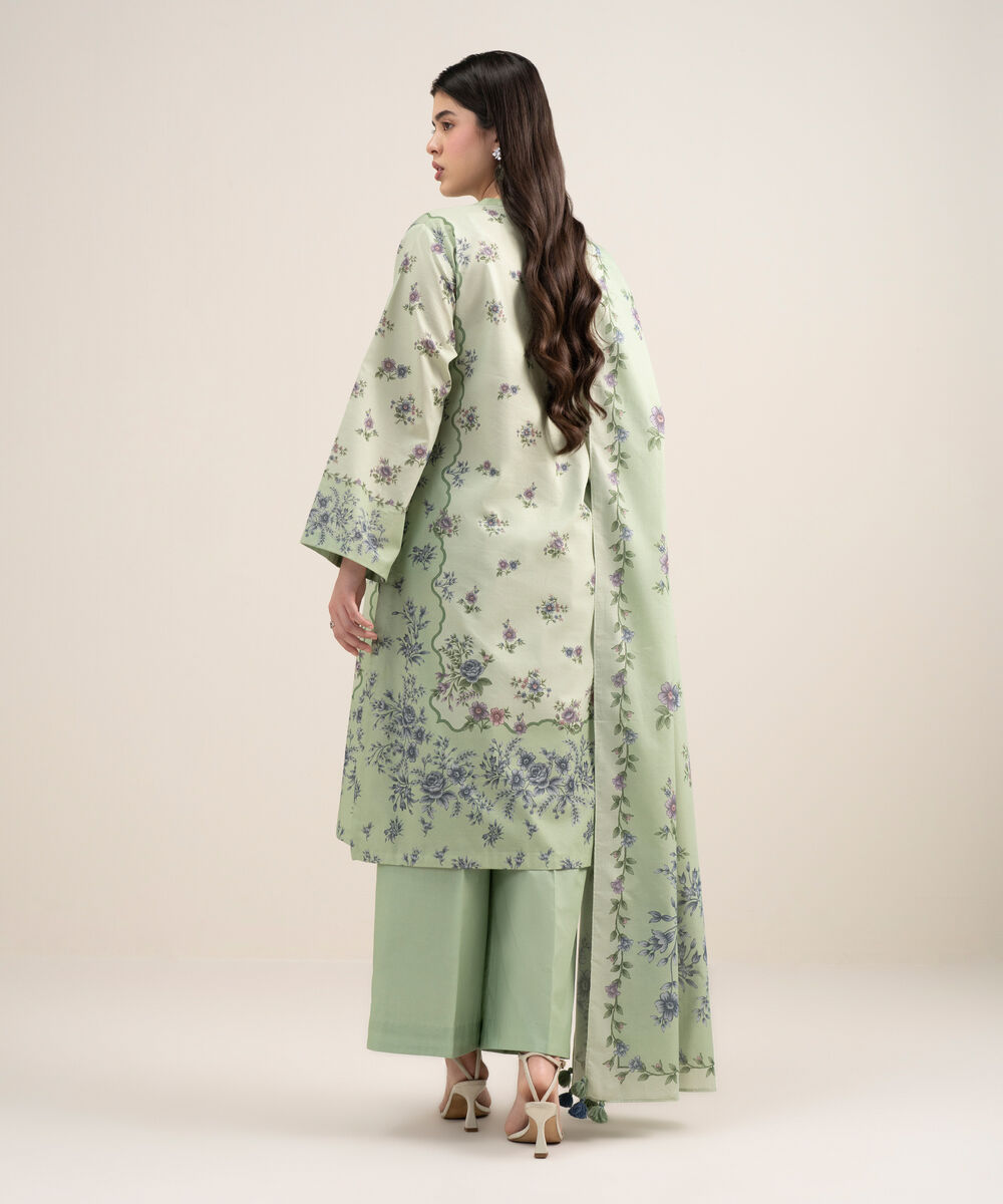 Women's Unstitched Zari Lawn Printed Green 3 Piece Suit