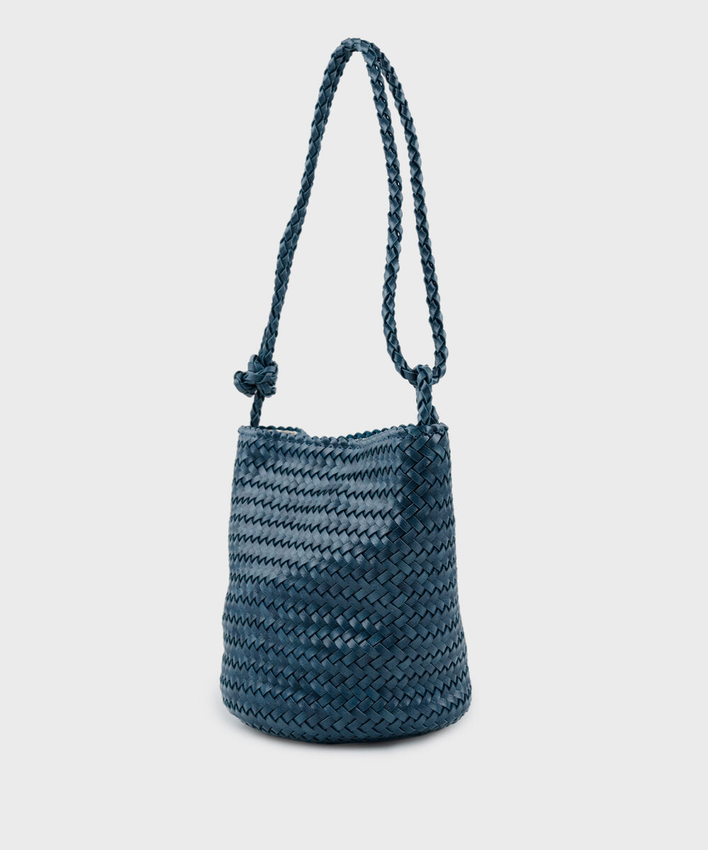 Women's Blue Shoulder Bag With Magnetic Clasp Clouser.