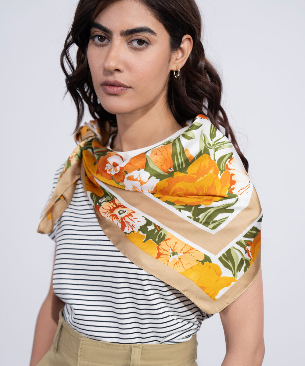 Women's Western Multi Printed Square Scarf