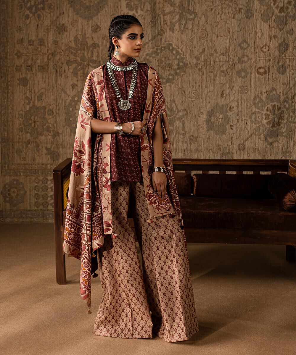 3 Piece - Printed Light Khaddar Suit
