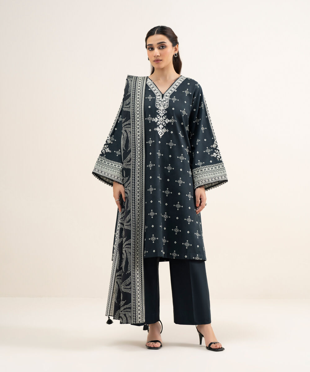 3 Piece - Embroidered Lawn Suit