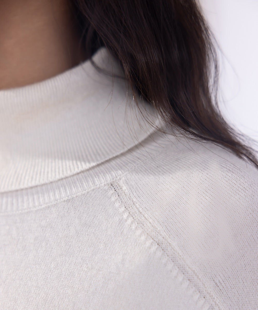 Woman - White Lightweight Raglan Sweater