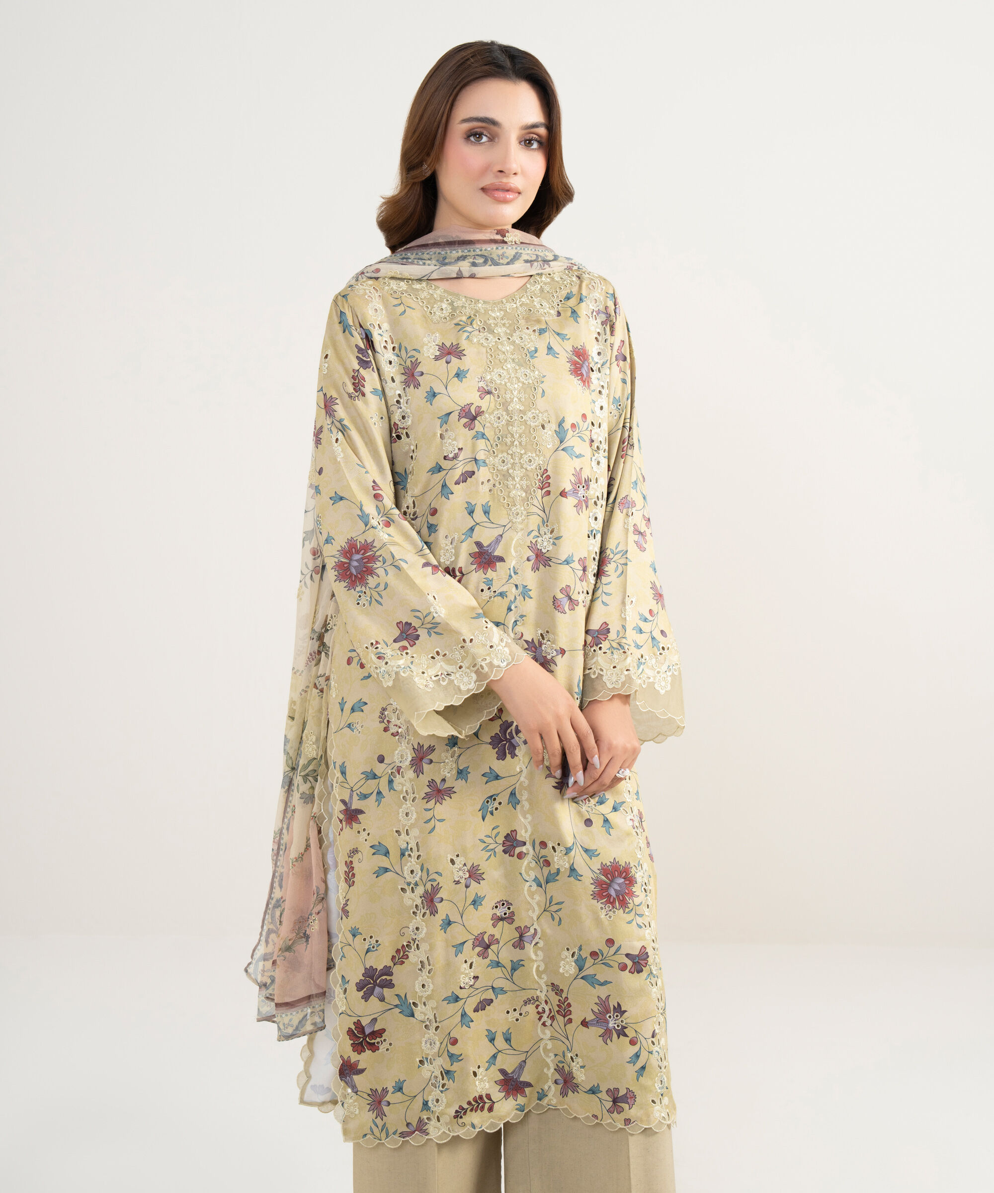 Unstitched 3 PC PESUS26V121B