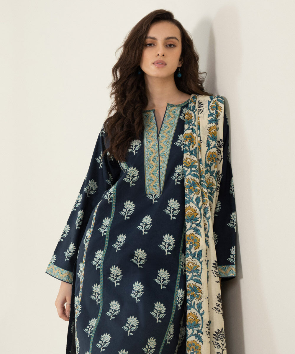 Unstitched Lawn 00U2DDY23V48 Sapphire PK