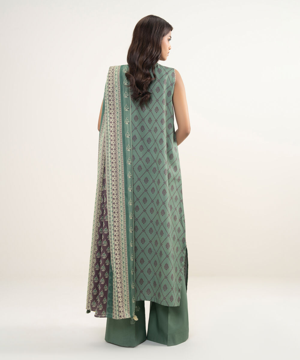 Women's Unstitched Lawn Embroidered Green 3 Piece Suit