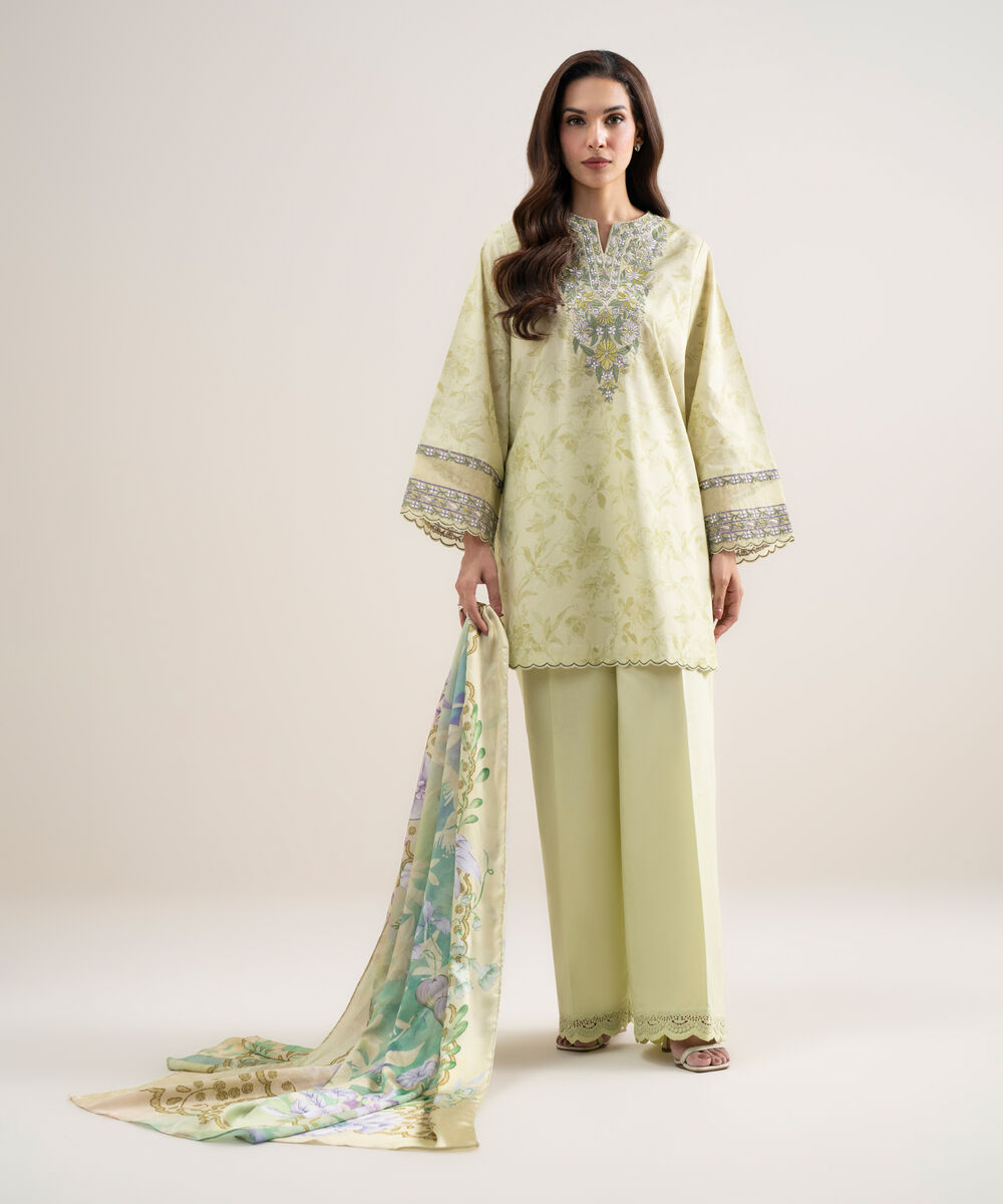 3 Piece - Embroidered Lawn Suit