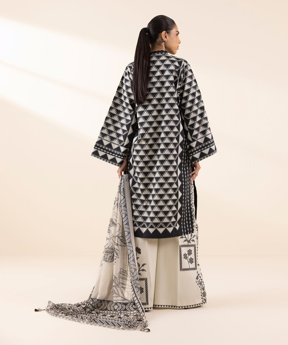 Women's Unstitched Lawn Printed Black 3 Piece Suit