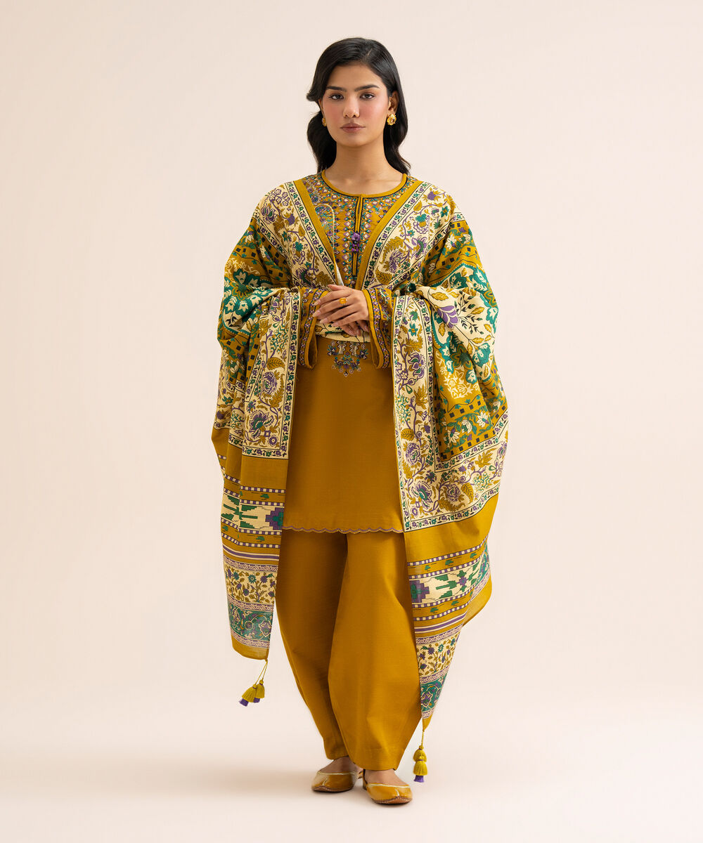 Women's Unstitched Light Khaddar Embroidered Multi 3 Piece Suit
