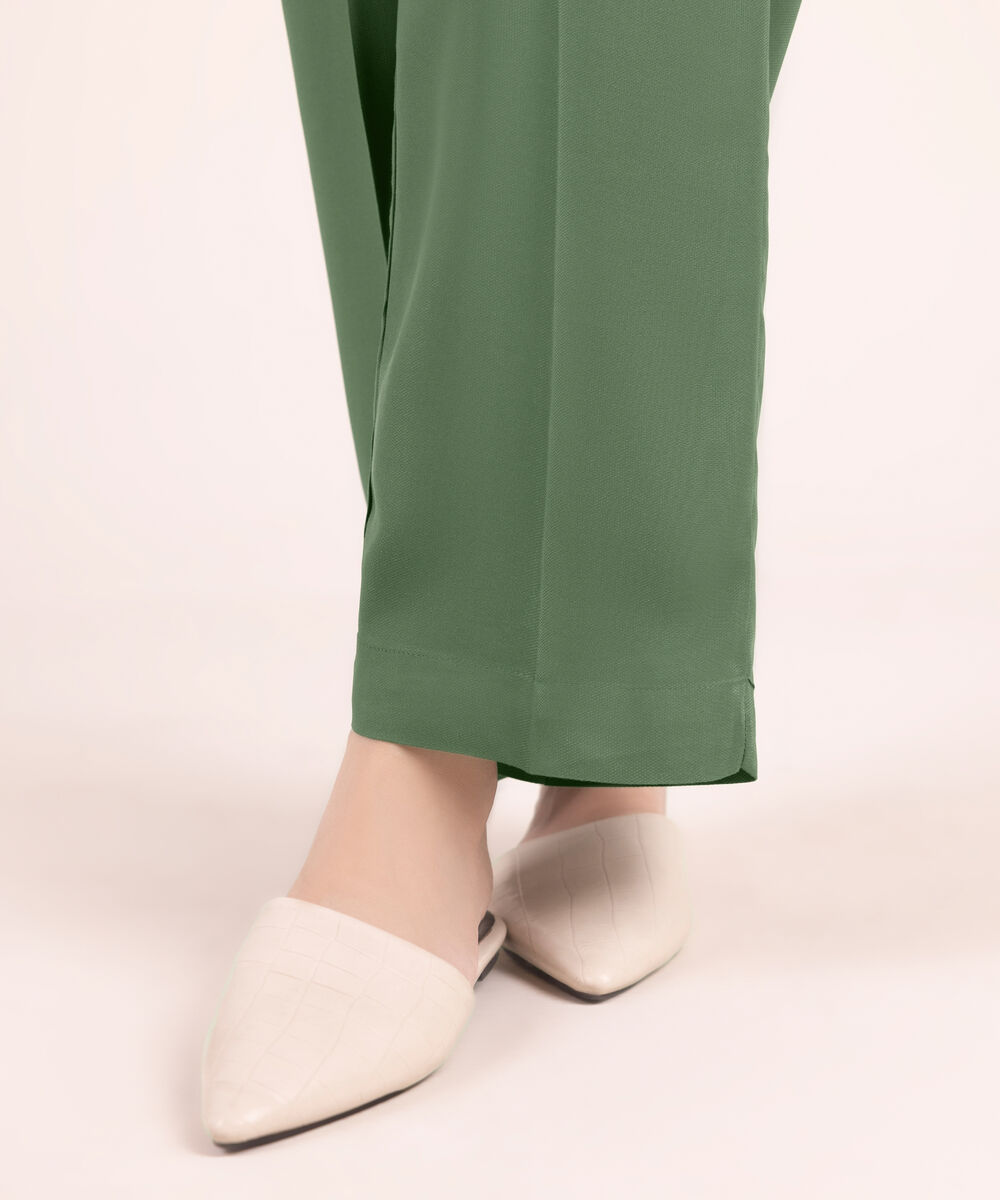 Women's RTW Bedford Solid Green Straight Pants