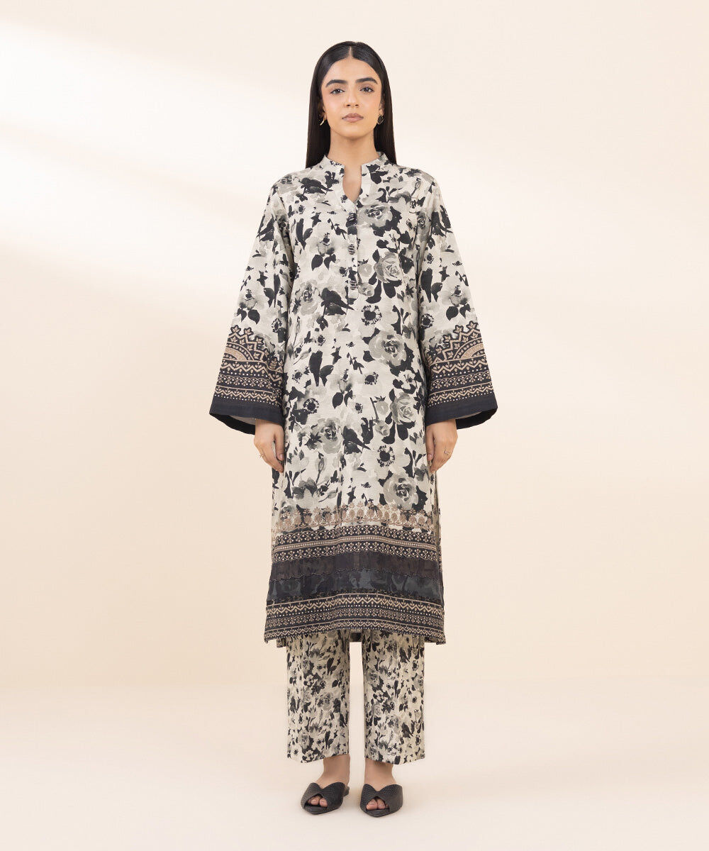 Women's Unstitched Khaddar Printed Multi 2 Piece Suit