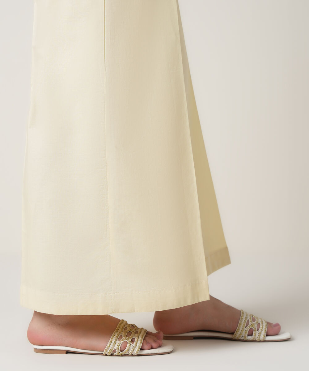 Women's RTW Cambric Off White Solid Trousers