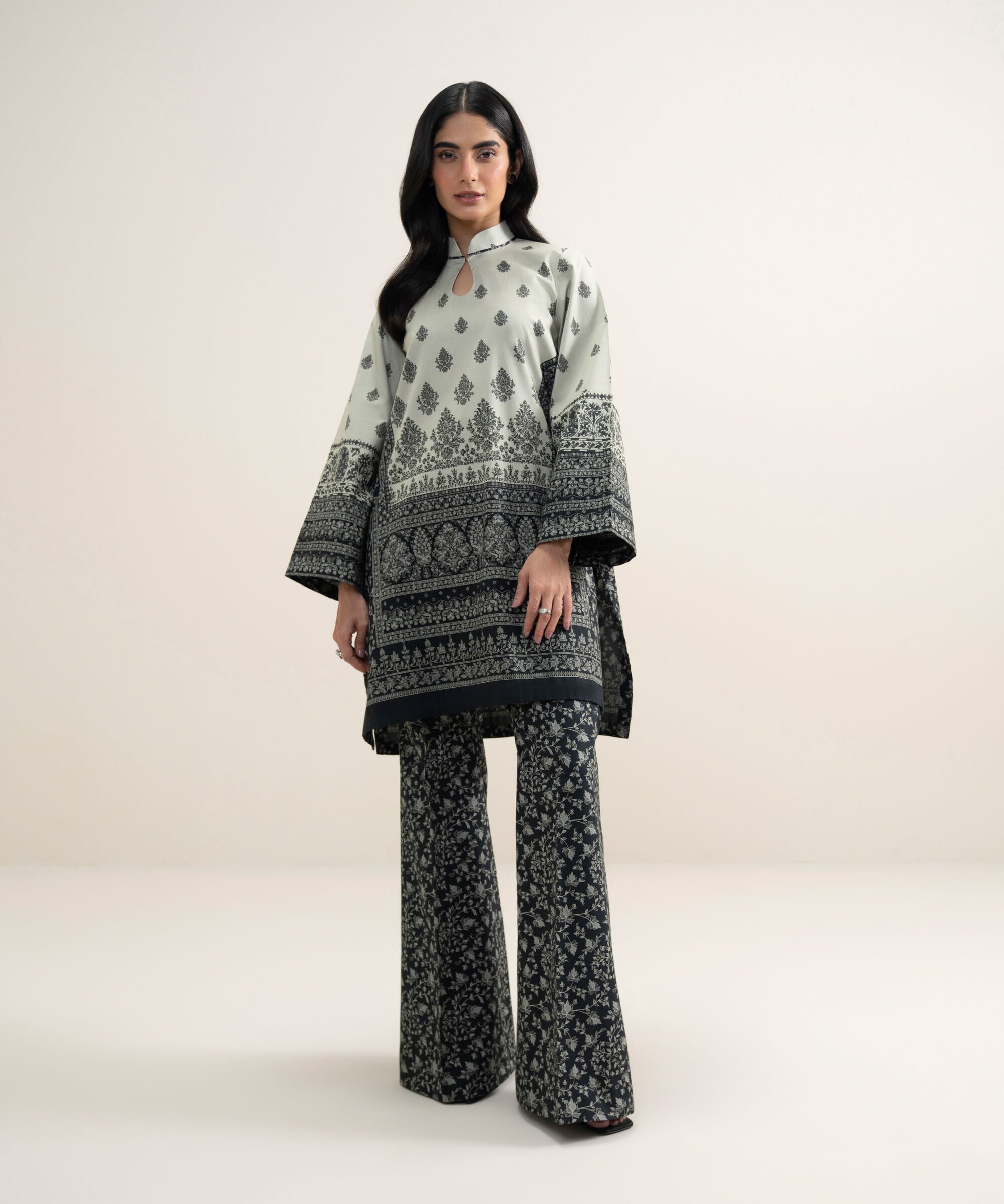 Unstitched 2 PC 0U1SDDS26V54