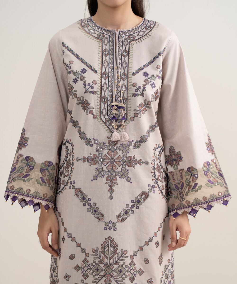 Women's Unstitched Lawn Embroidered Pink 3 Piece Suit