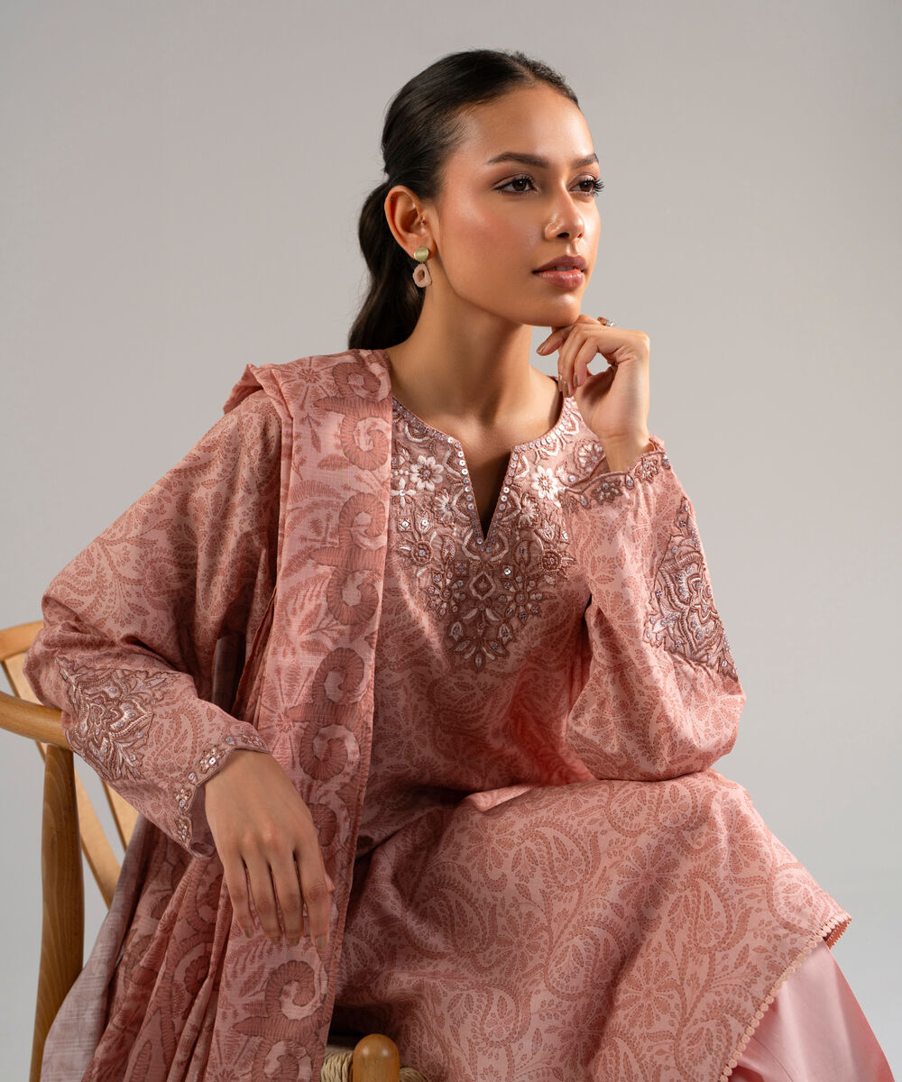 Women's RTW Slub Lawn Embroidered Pink 3 Piece Suit
