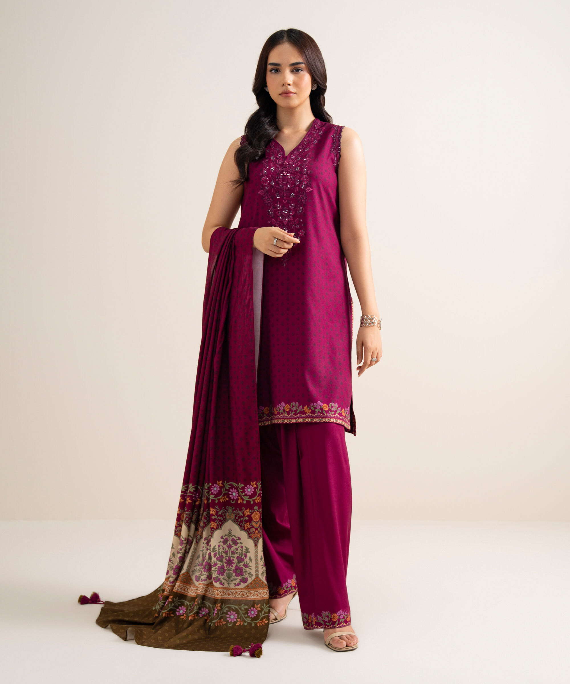 Retail Price: 5790/-PKR