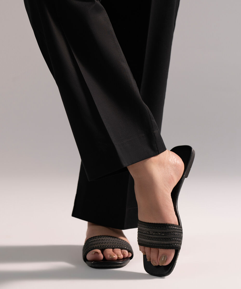 Women's RTW Cambric Solid Black Straight Pants