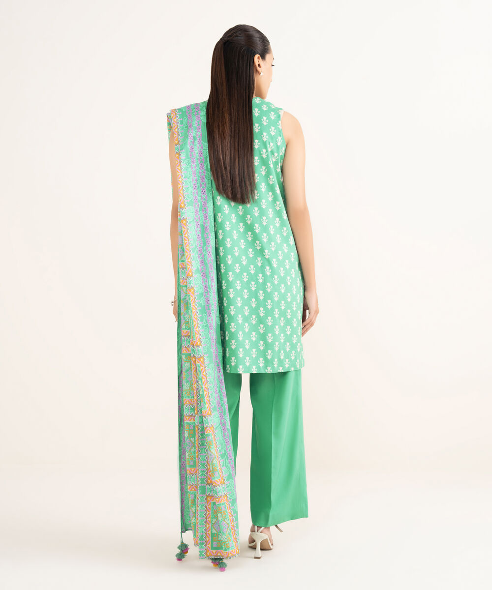 Women's Unstitched Linen Embroidered Green 3 Piece Suit