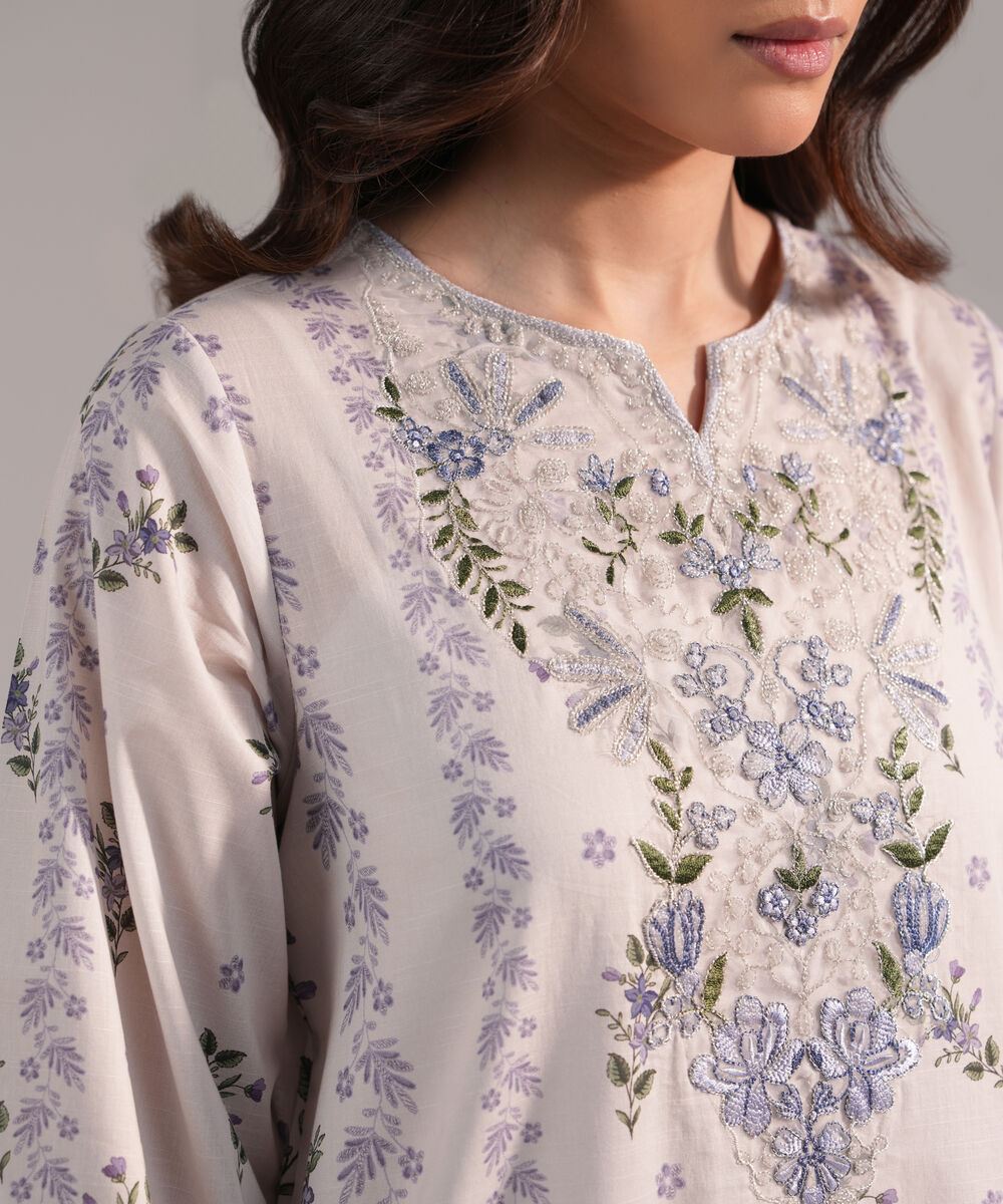 Women's RTW Slub Lawn Embroidered Lilac 3 Piece Suit