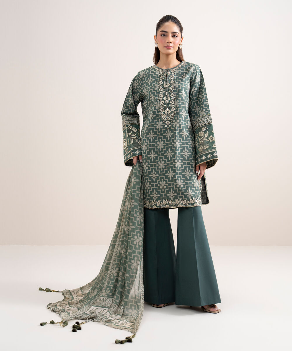 Women's Unstitched Lawn Embroidered Green 3 Piece Suit