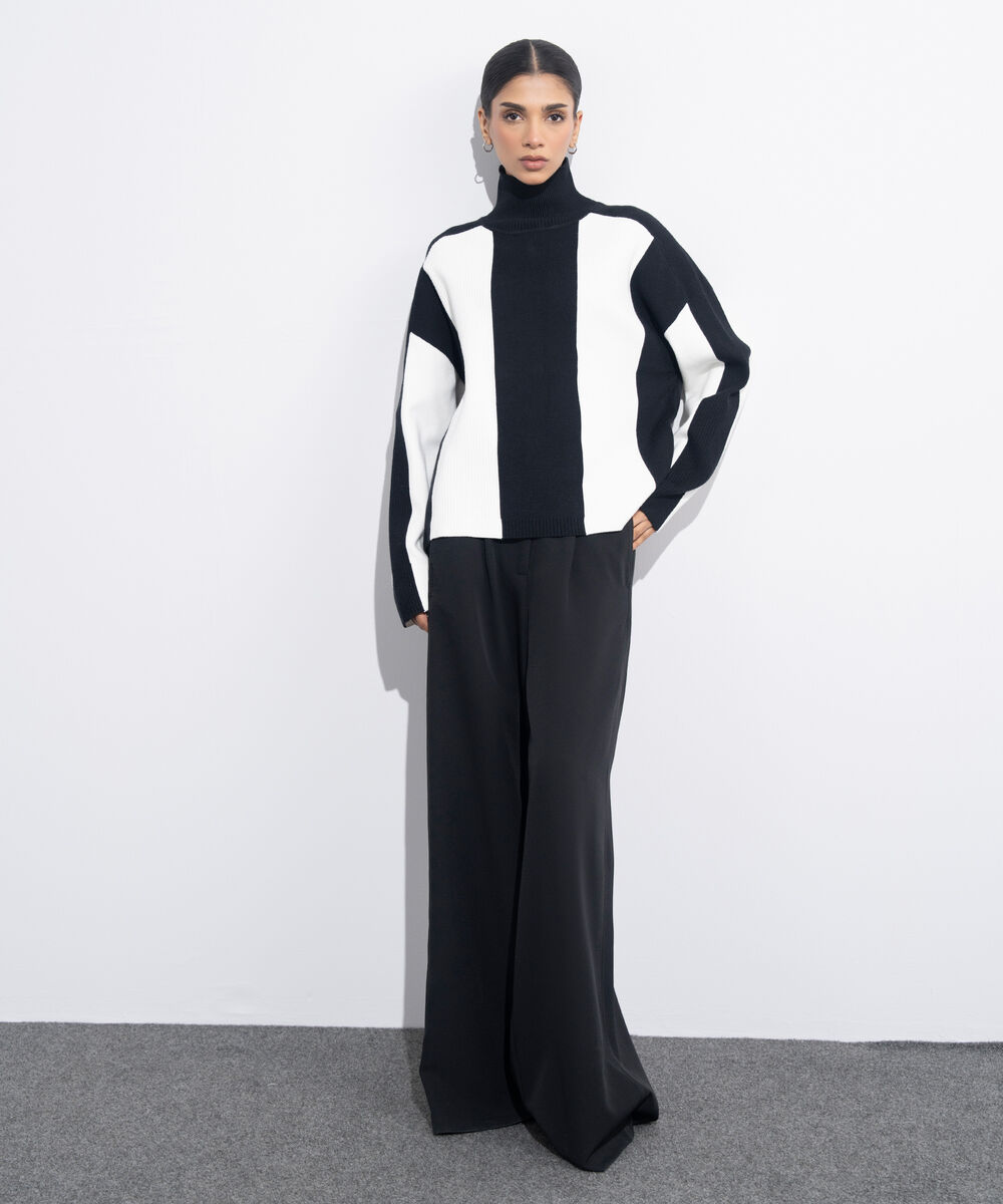 Women's Western Wear Black & White Contrast Ribbed Sweater