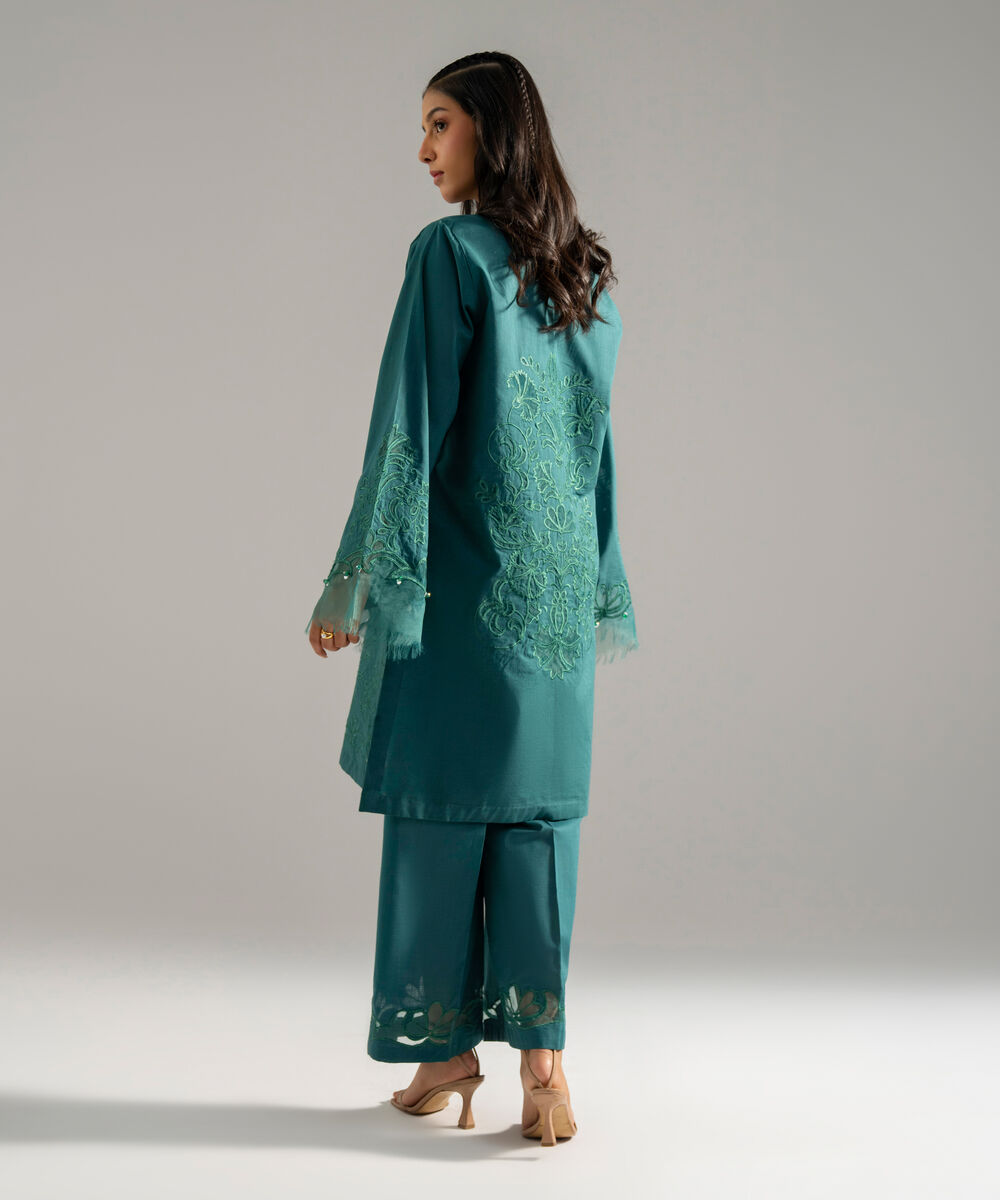 Women's RTW Cross Hatch Solid Embroidered Green 2 Piece Suit