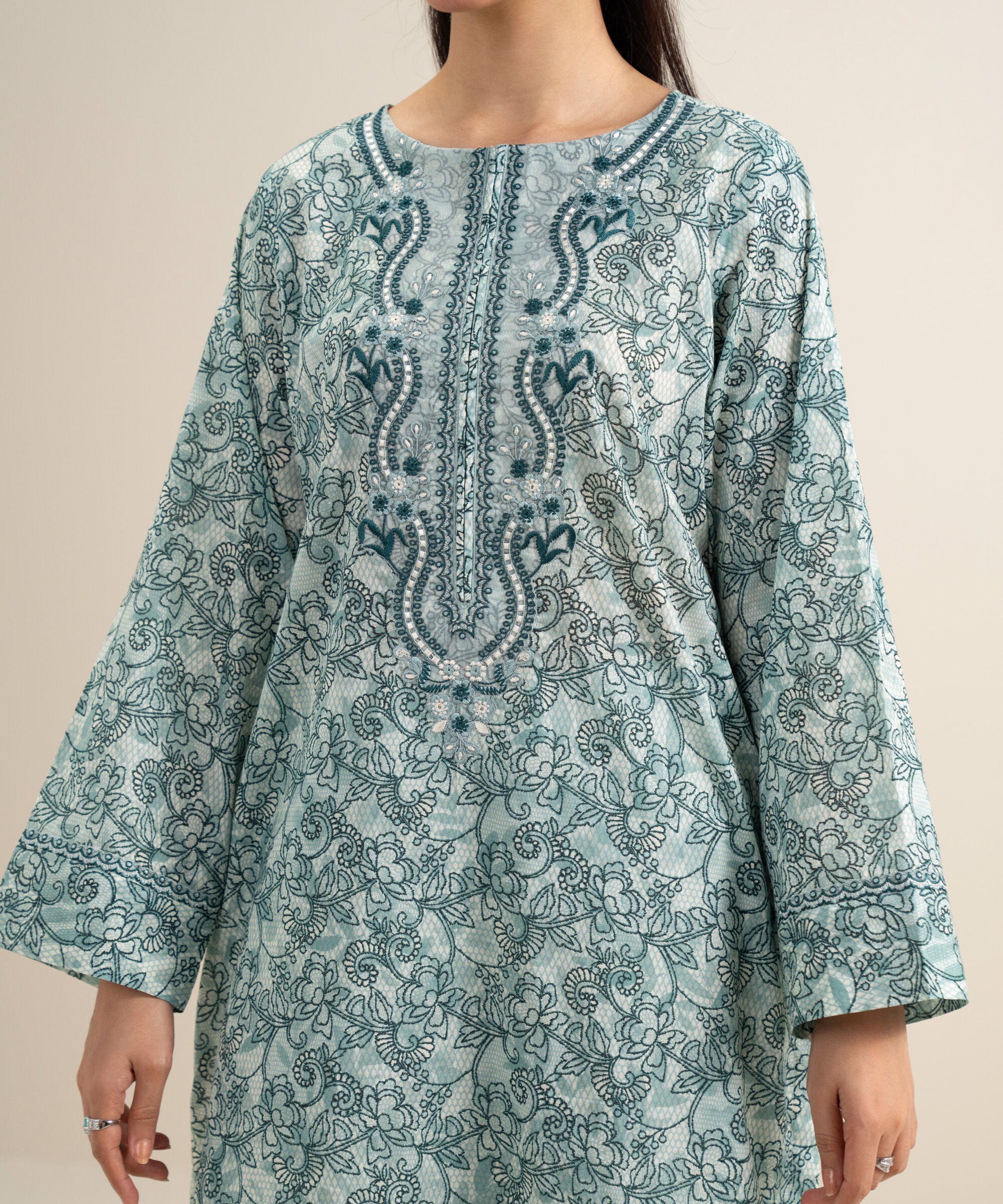 Unstitched 3 PC U3PDYS26V688