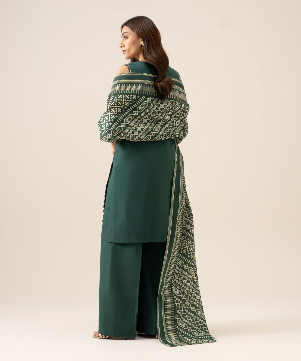 Women's Unstitched Lawn Embroidered Green 3 Piece Suit