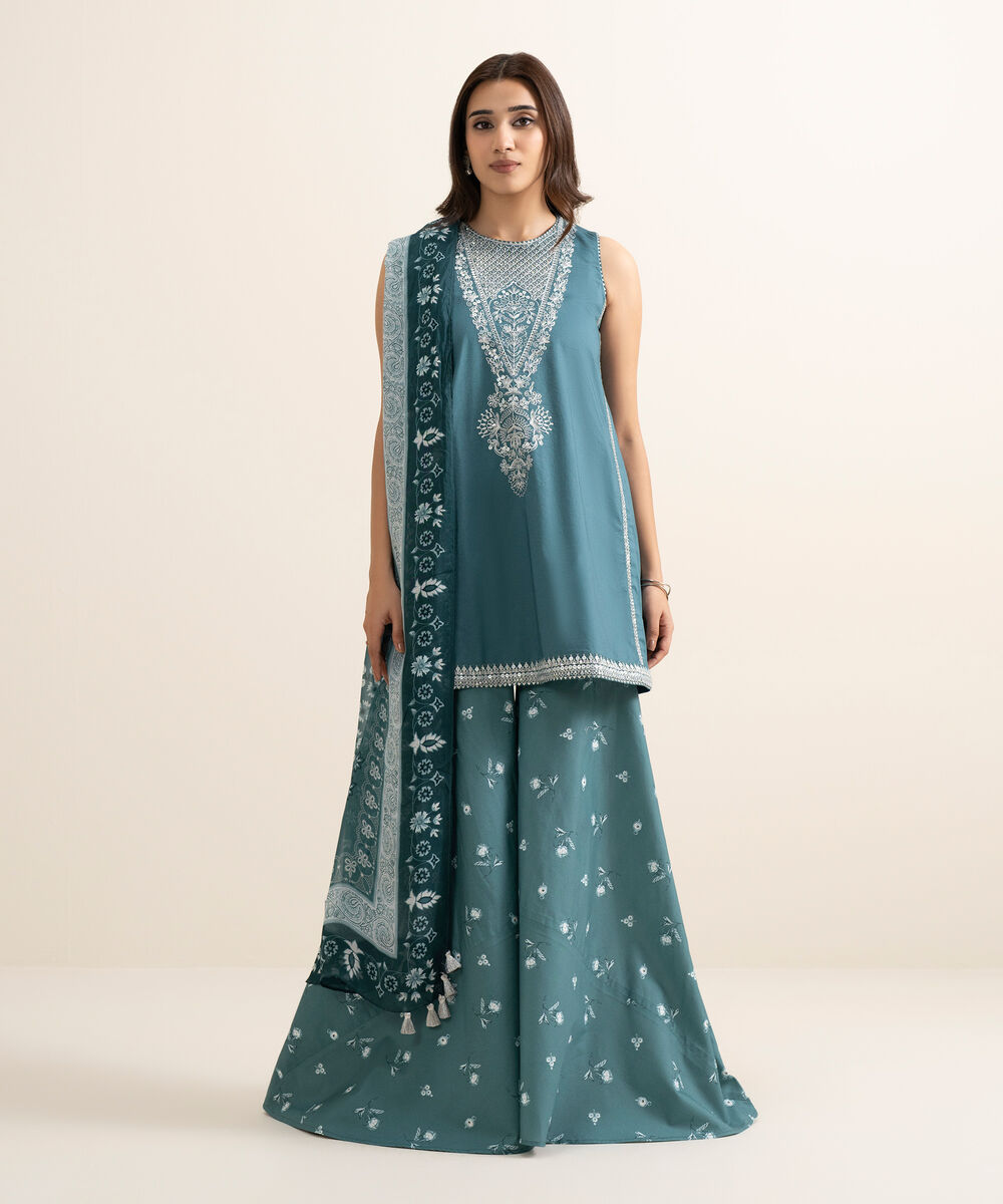 Women's Unstitched Textured Lawn Embroidered Green 3 Piece Suit