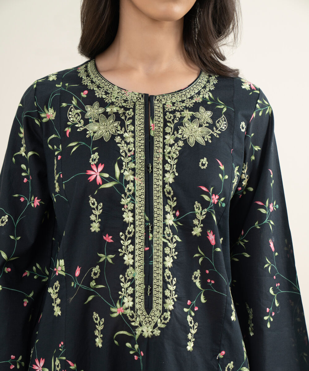 Women's RTW Crosshatch Embroidered Black Straight Shirt