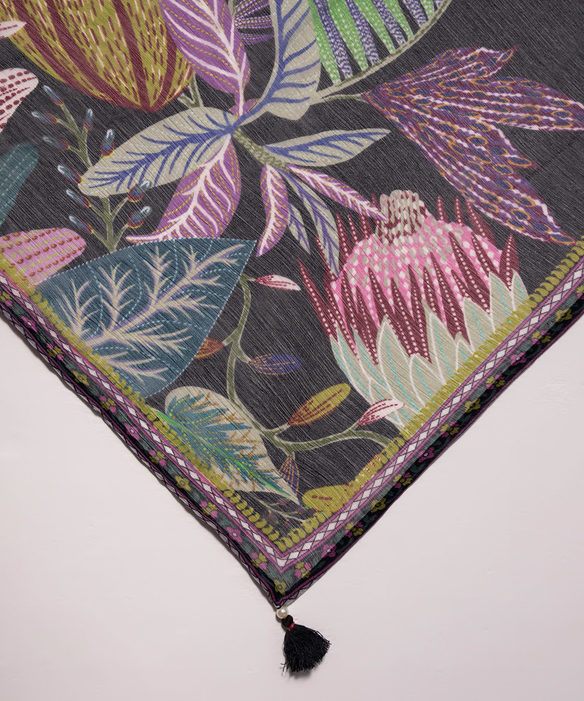 Printed Dupatta PR6SCHMV739D
