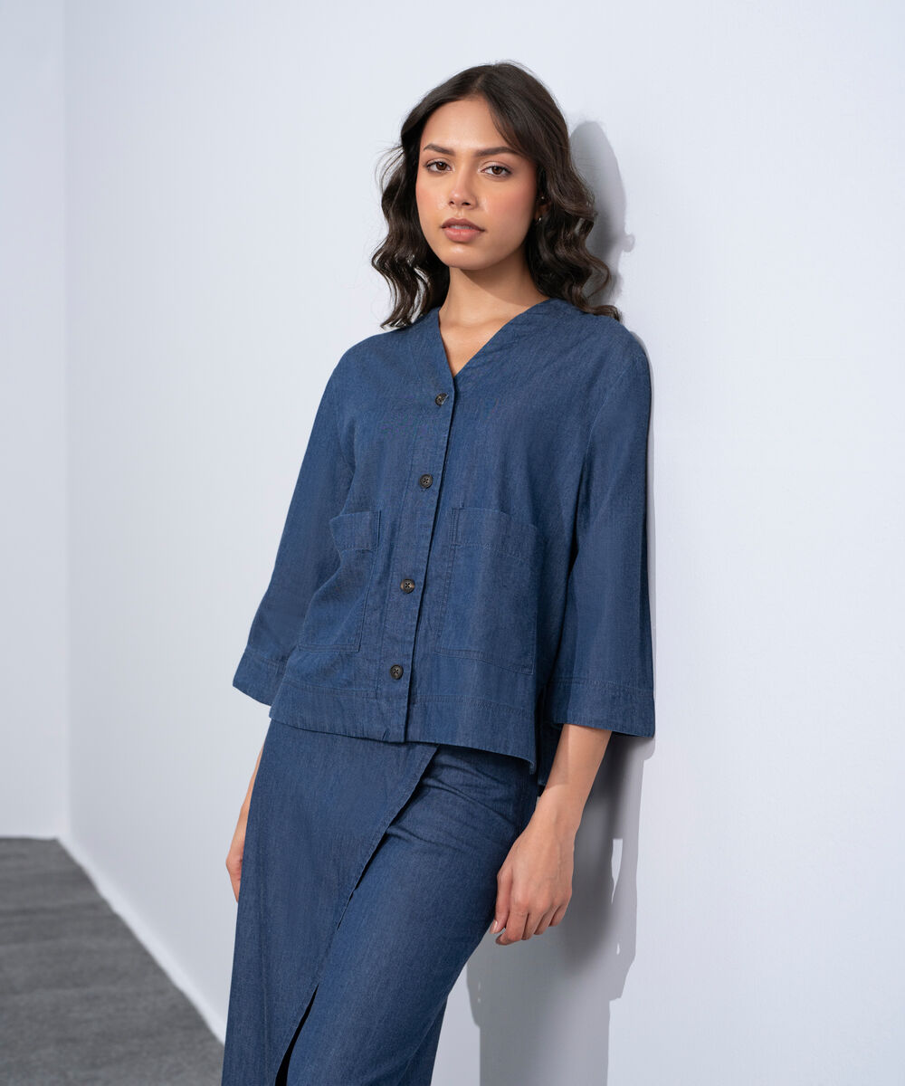 Women's Western Rinse Wash V-Neck Denim Shirt