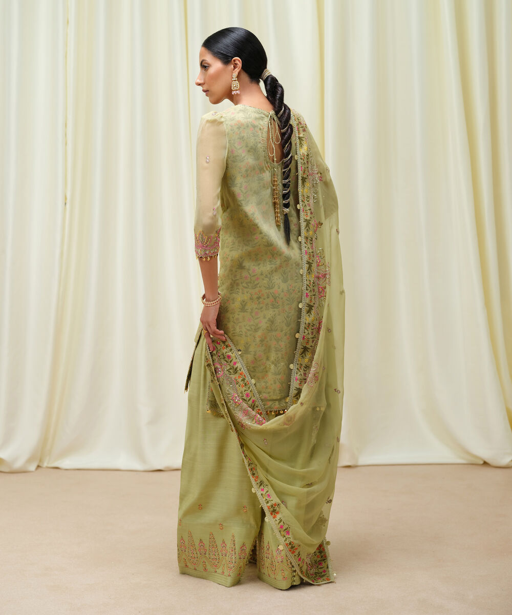 Women's Unstitched Crinkle Chiffon Dyed Three Piece Suit