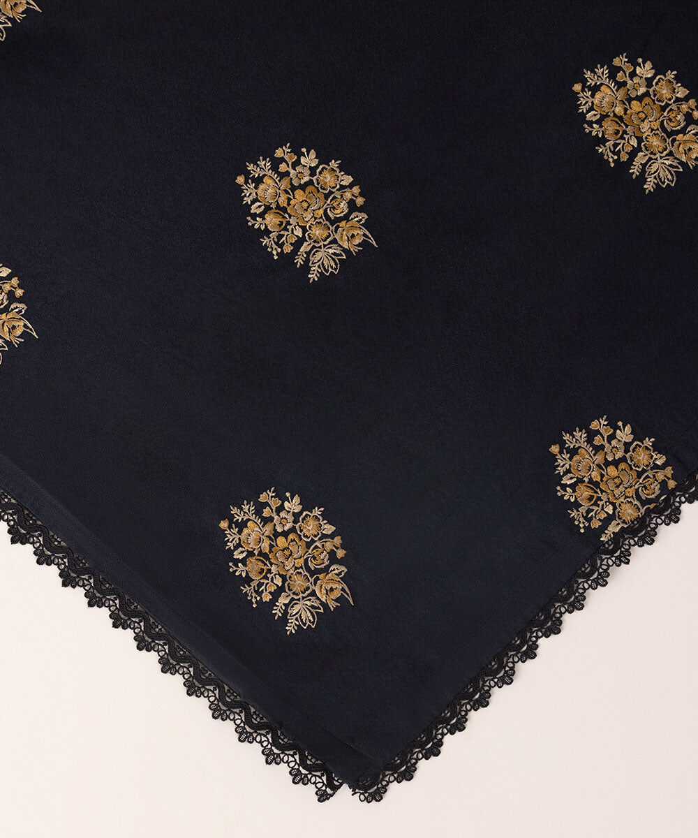 Woman - Black Embroidered Blended Shawl