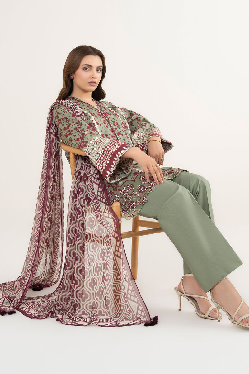 3 Piece - Embroidered Lawn Suit