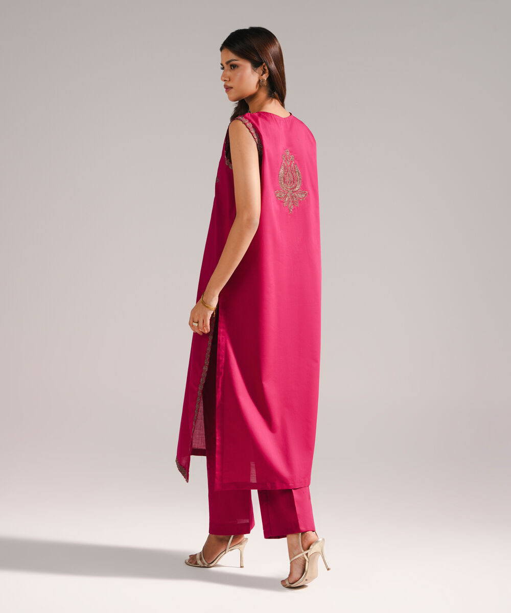 Women's RTW Cross Hatch Embroidered Dark Pink Straight Shirt