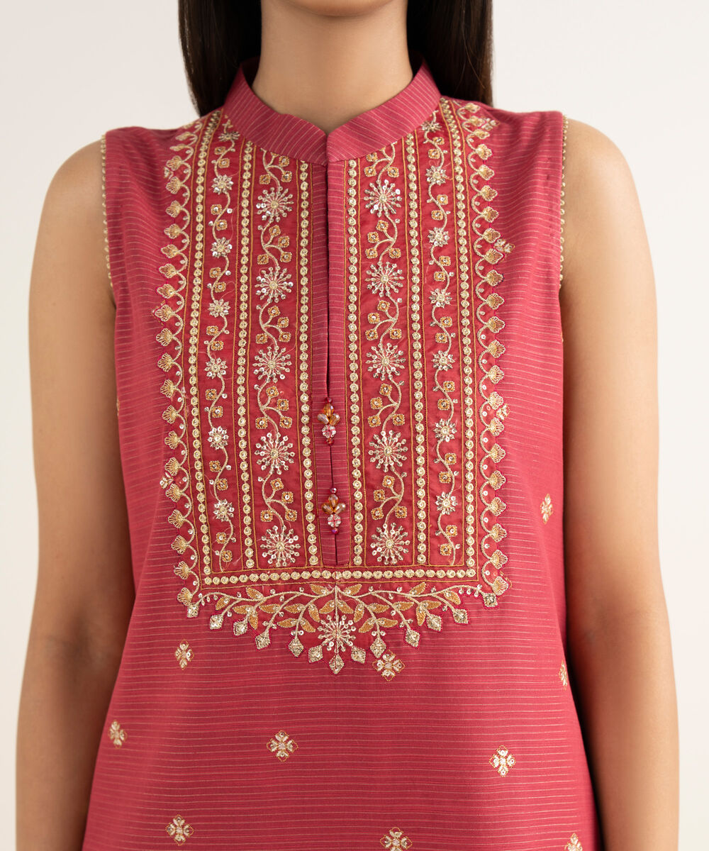 Women's Unstitched Embroidered Zari Khaddar Maroon 3 Piece Suit
