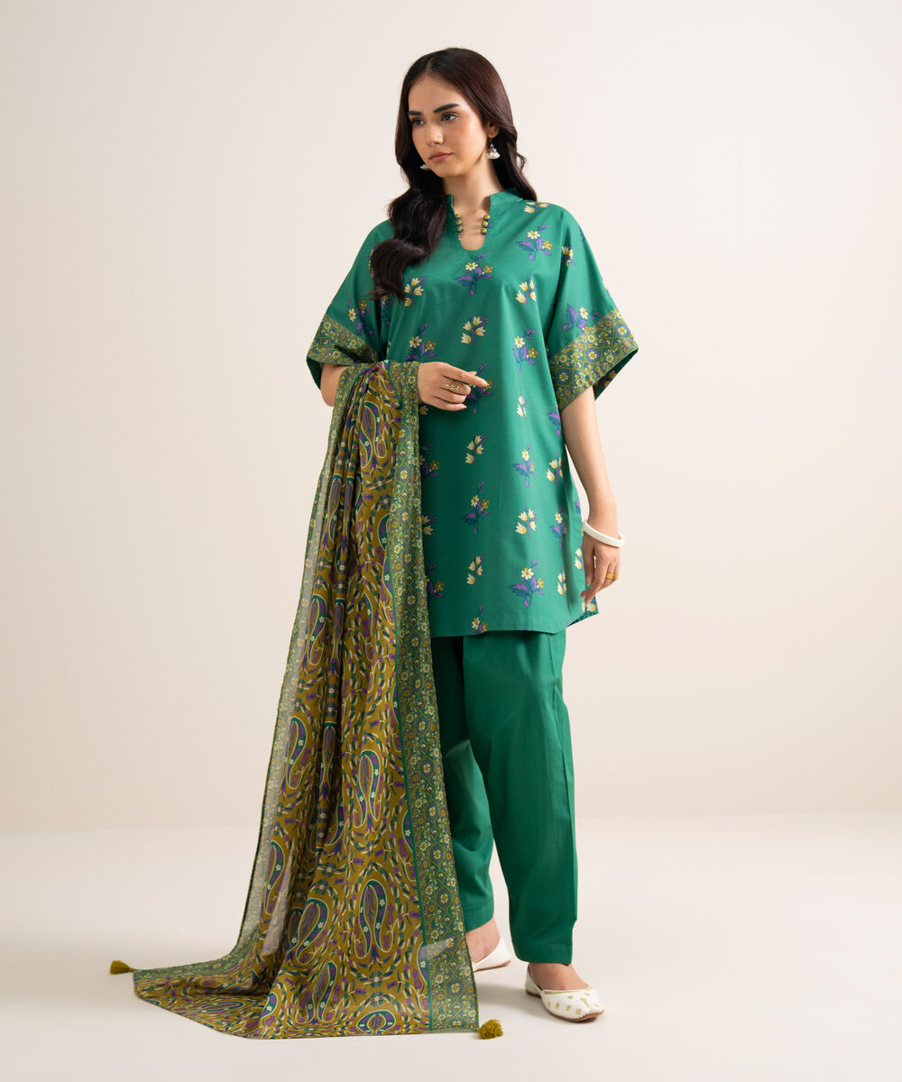 Women's Unstitched Printed Lawn Green 3 Piece Suit