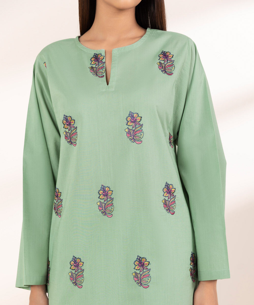 Women's RTW Cross Hatch Green Embroidered Boxy Shirt