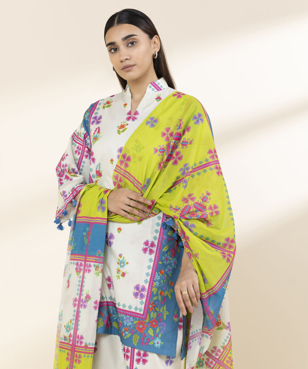 Unstitched Women's Multi Lawn 3 Piece Suit